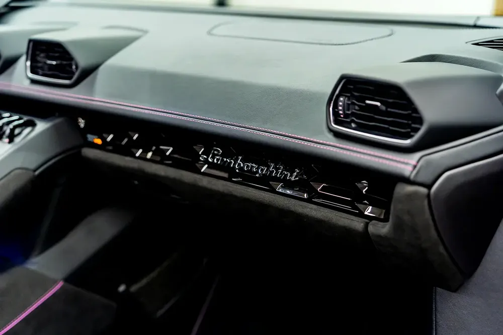 Lamborghini Huracan Evo Spyder - Lease to Own Available - Image 11