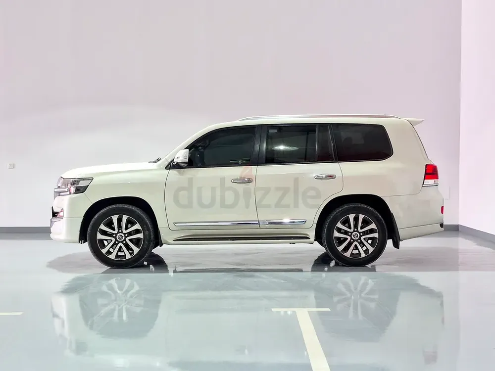 AED 2416/month | 2019 Toyota Land Cruiser  | GCC Specs | Ref#436651 - Image 5