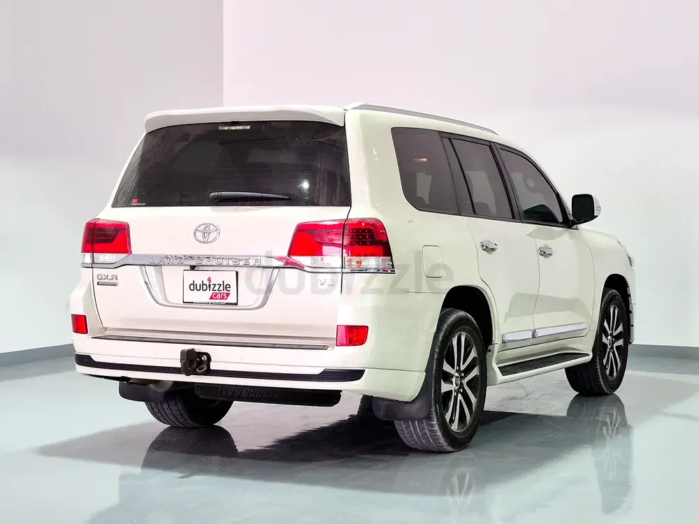 AED 2416/month | 2019 Toyota Land Cruiser  | GCC Specs | Ref#436651 - Image 6