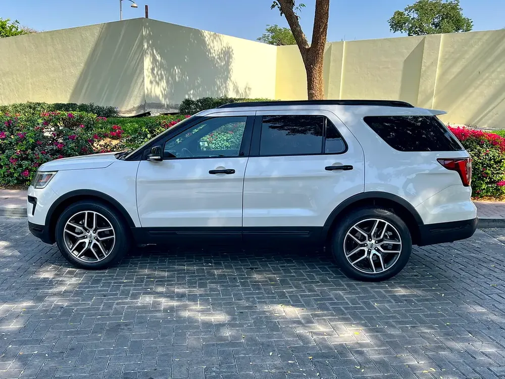 2018 Ford Explorer Sport V6 3.5L 365HP, GCC, Full Option, Original Paint, Perfect Condition, 2 Keys - Image 6