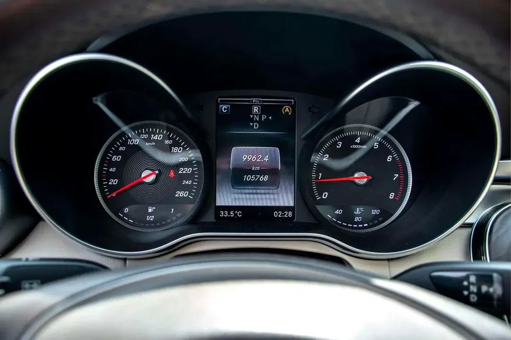 AED 4044/month | 2015 Mercedes-Benz C-Class C200 | GCC Specs | Ref#438953 - Image 17