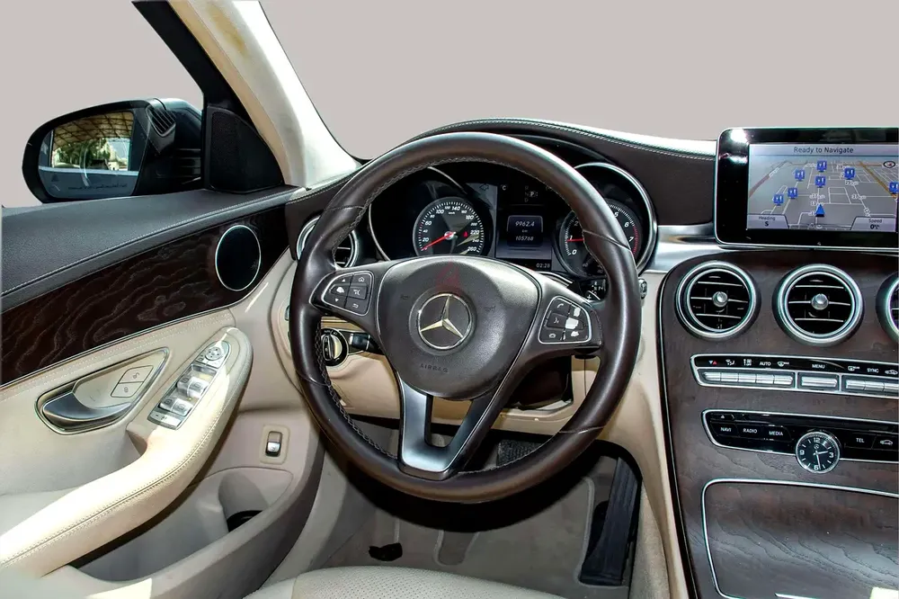 AED 4044/month | 2015 Mercedes-Benz C-Class C200 | GCC Specs | Ref#438953 - Image 9