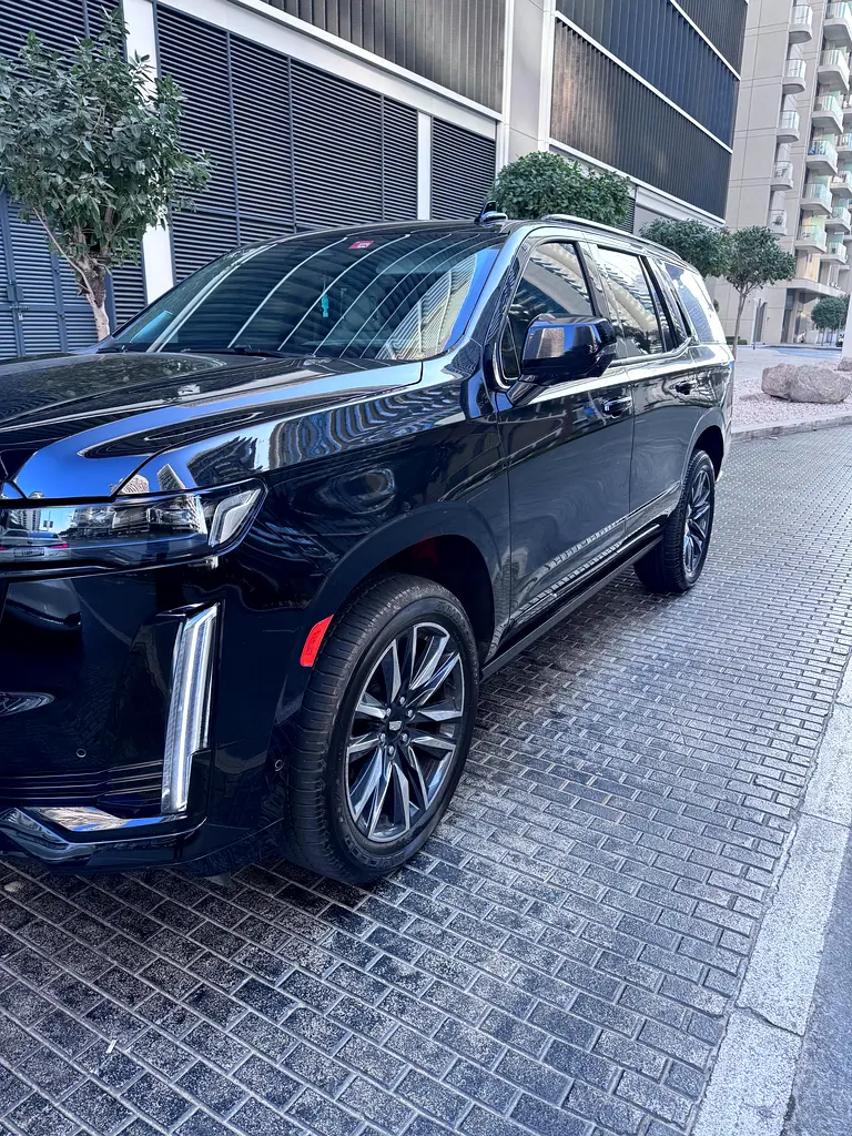 2023 cadillac esclade sports platinum gcc, dealer Maintained engine v8,  Aed 320000..for sale - Image 5
