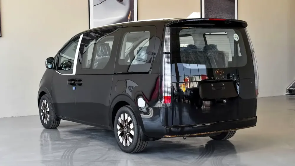 Hyundai Staria Royal Edition 2026 GCC Specs - Image 8