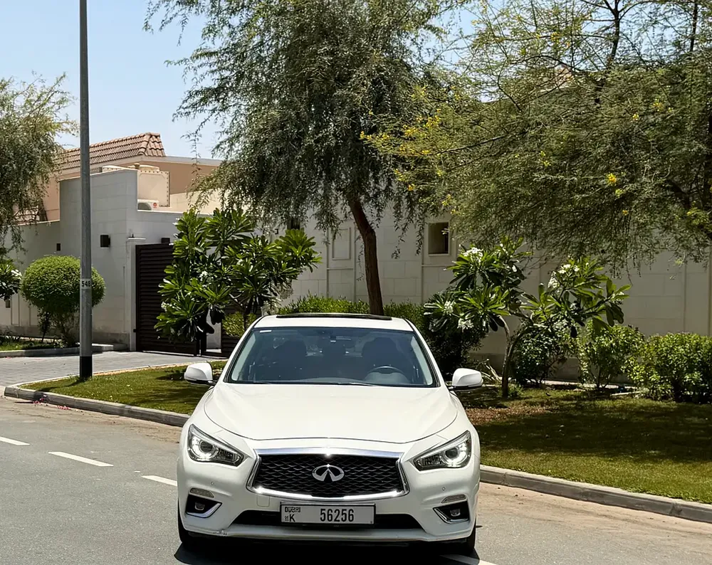 Infiniti Q50 Luxe 2021 | GCC Specs | Low Mileage | Agency Maintained - Image 10