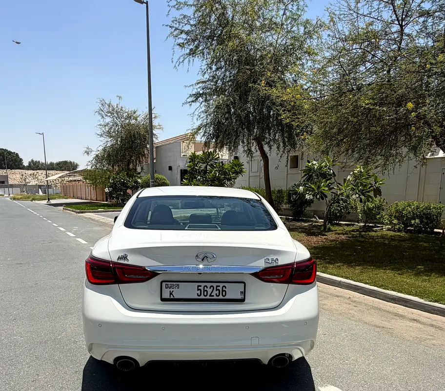 Infiniti Q50 Luxe 2021 | GCC Specs | Low Mileage | Agency Maintained - Image 5