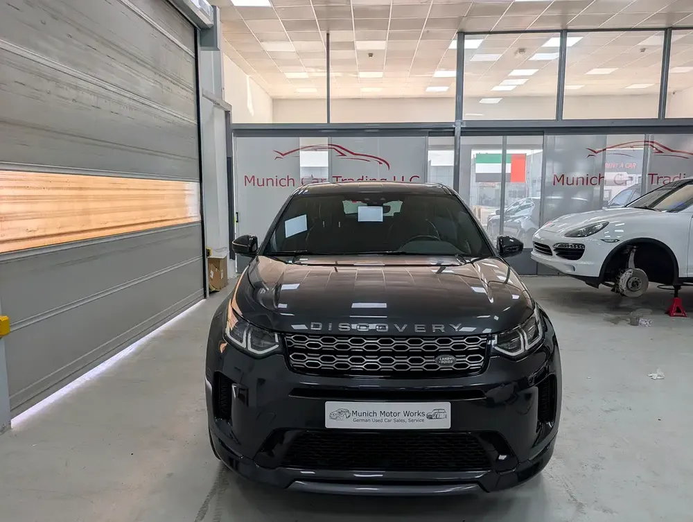 Land Rover Discovery Sport R-Dynamic P200S GCC - Image 4