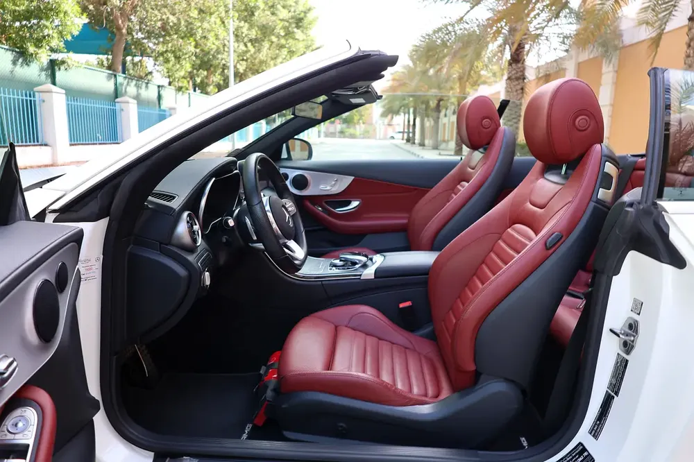 Mercedes-Benz C200 Coupe 2020, GCC Specs - Pristine Condition - Image 11