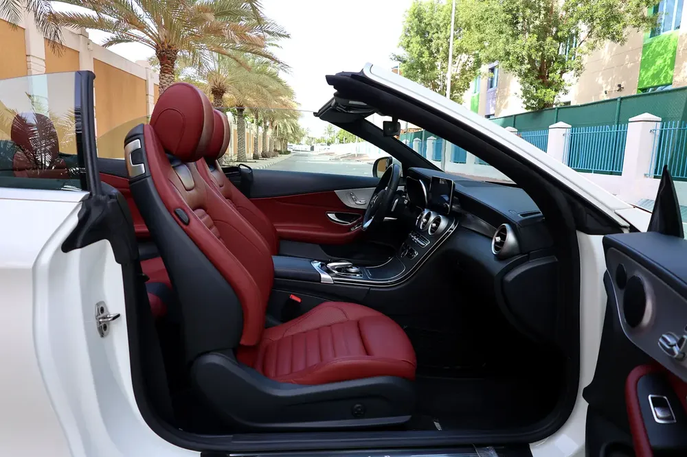 Mercedes-Benz C200 Coupe 2020, GCC Specs - Pristine Condition - Image 18