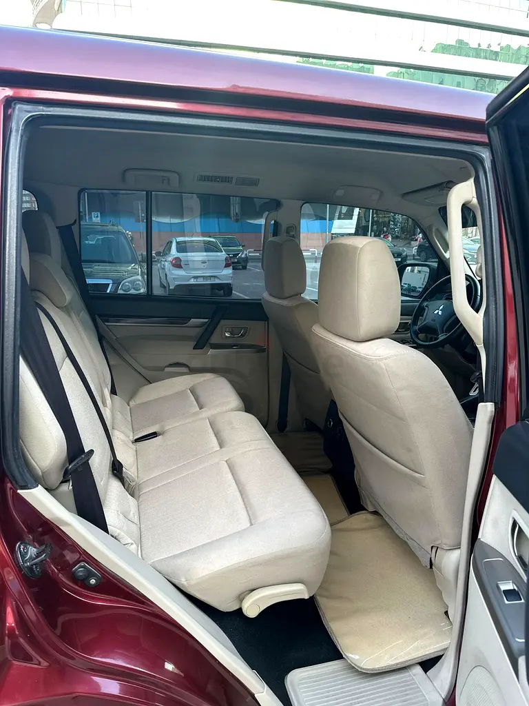 Mitsubishi Pajero GLS 2016 | GCC Specs - Image 12