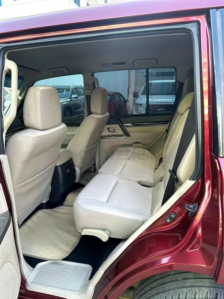 Mitsubishi Pajero GLS 2016 | GCC Specs - Image 18