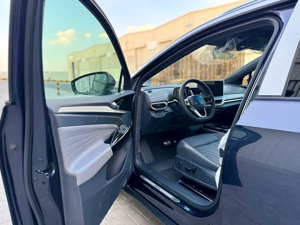 2022 Volkswagen ID.4 Pro - Electric SUV - Excellent Condition - Image 7
