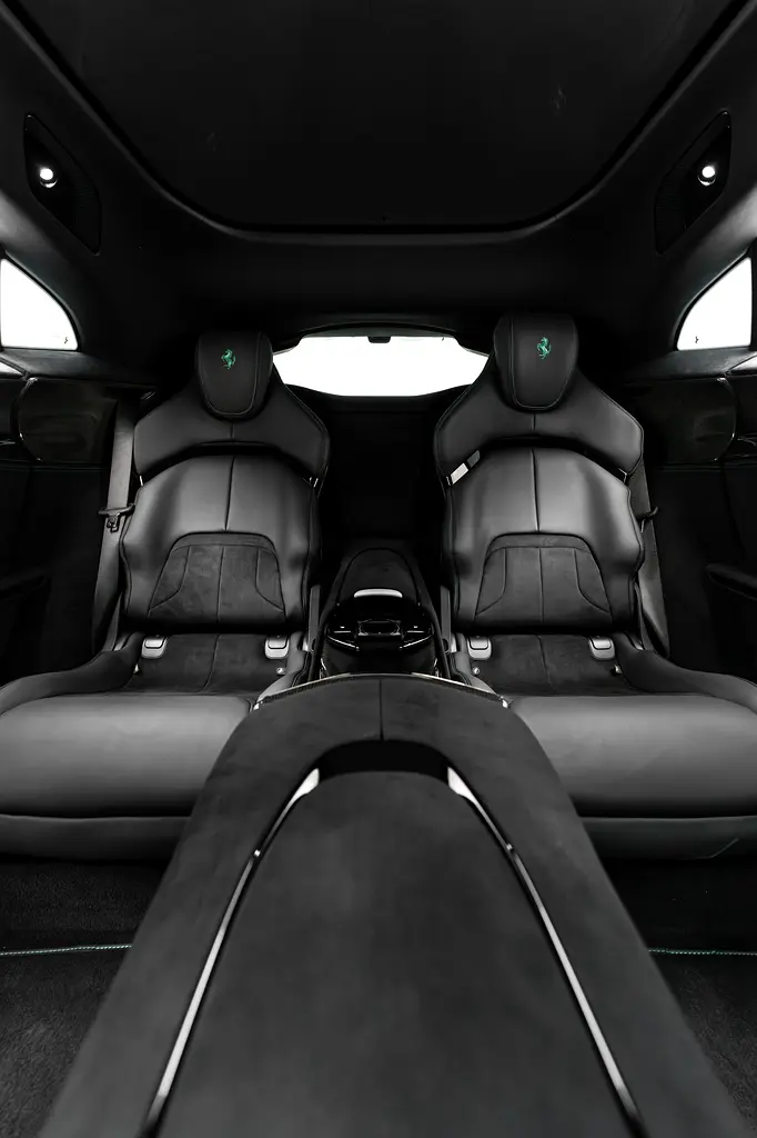 2024 Ferrari Purosangue - Image 18