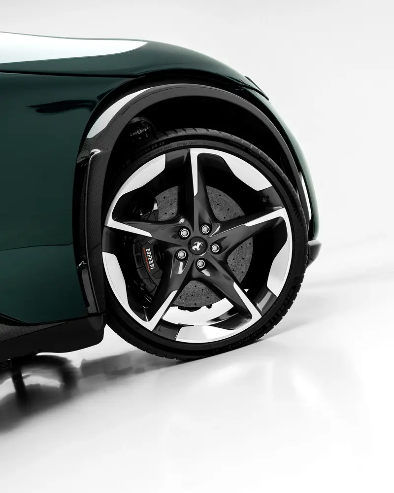 2024 Ferrari Purosangue - Image 5
