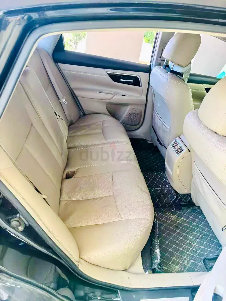 Nissan Altima 2018 - Clean Condition - Image 5