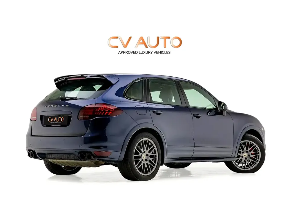 2013 | Porsche | Cayenne | GTS | GCC Spec - Image 6