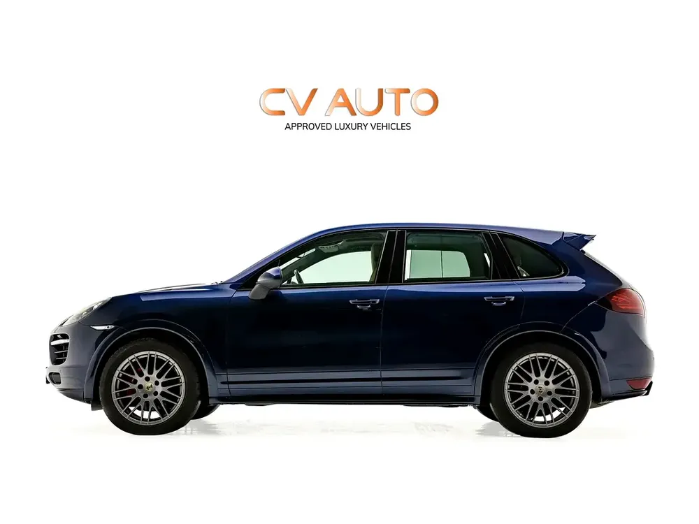 2013 | Porsche | Cayenne | GTS | GCC Spec - Image 7