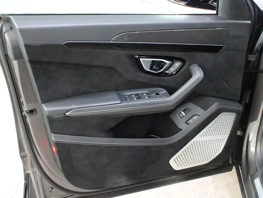 2024 - Lamborghini Urus Performante - Image 14