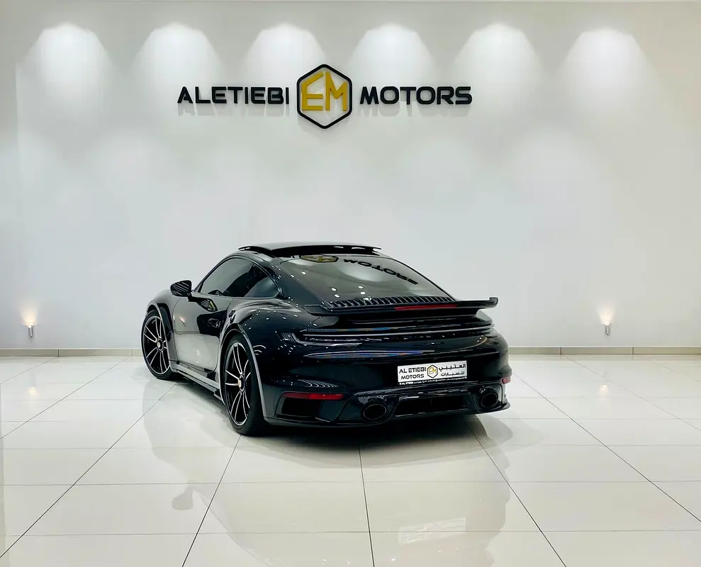 PORSCHE
911 TURBO S
MODEL : 2024
25000 K M
GCC SPECS - Image 5