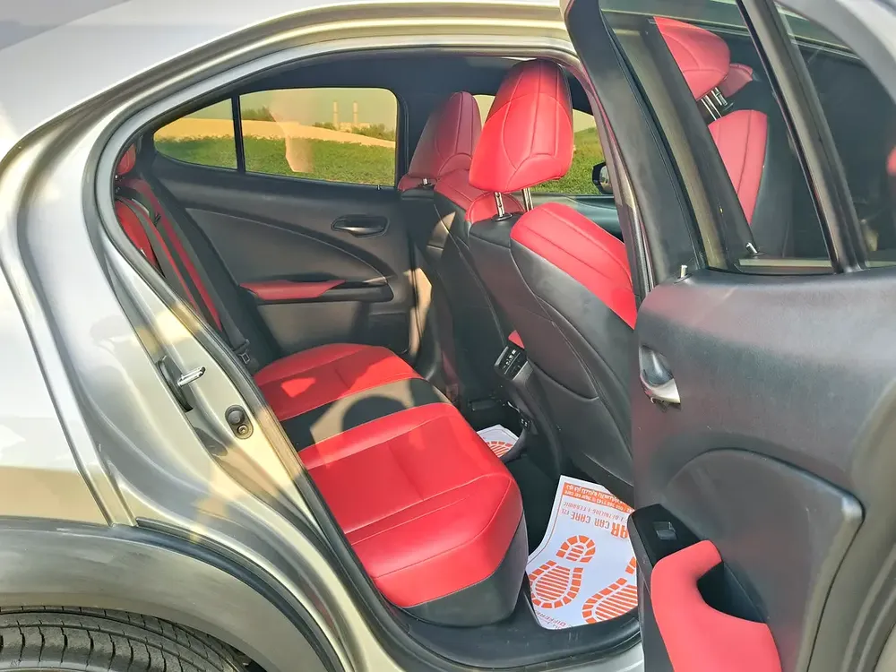 Lexus UX200 F- Sports Full Option 2019 Model. Gcc car, very good condition and clean car. - Image 6