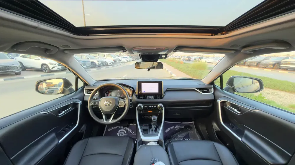 2023 Toyota RAV4 XLE Premium - American Specs - Pristine Condition - Image 9