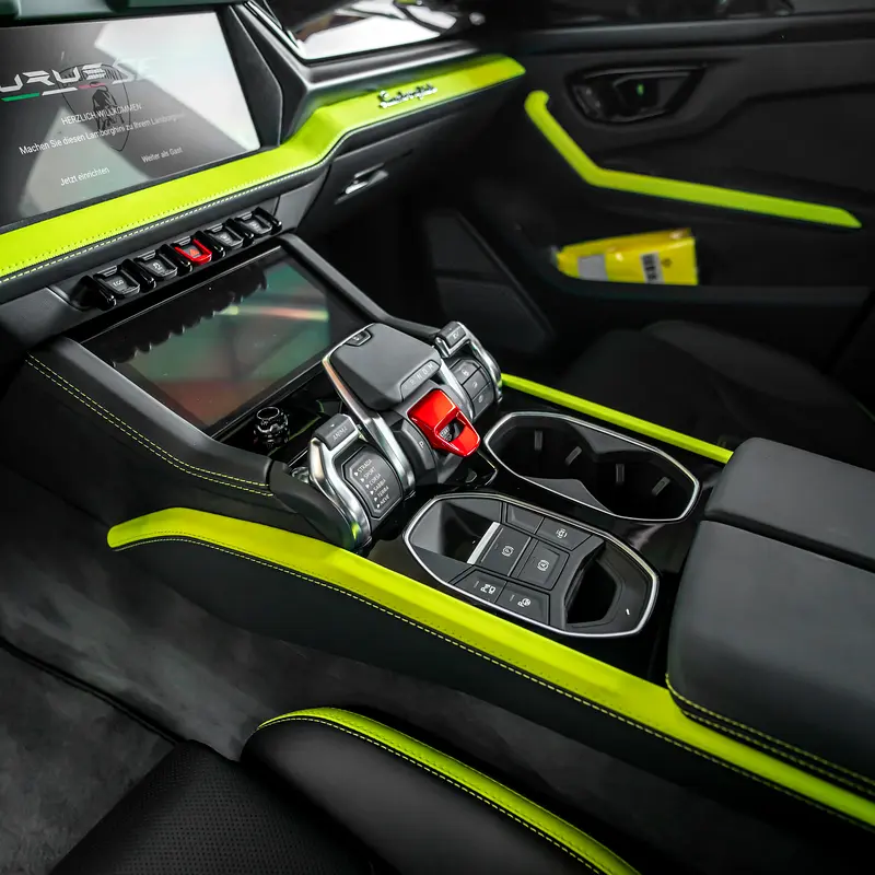 2025  LAMBORGHINI URUS SE  ( BRAND NEW ) - Image 11