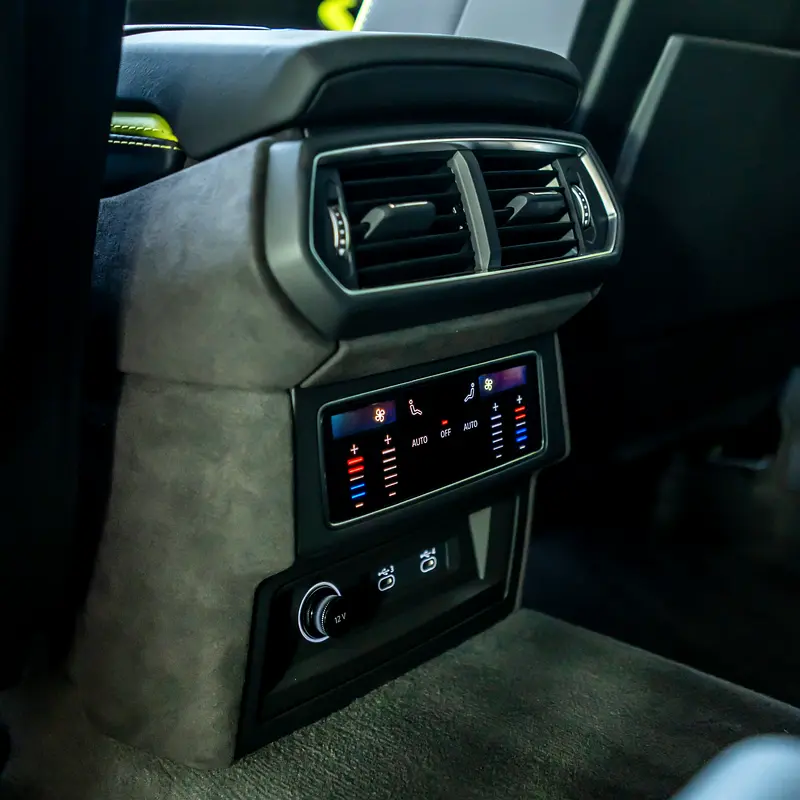 2025  LAMBORGHINI URUS SE  ( BRAND NEW ) - Image 13