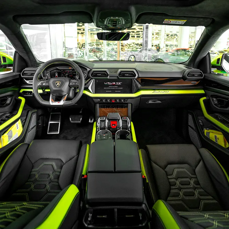 2025  LAMBORGHINI URUS SE  ( BRAND NEW ) - Image 9