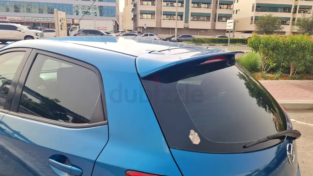 2013 MAZDA 2 HATCHBACK FULL OPTIONS GALADARI MAZDA GULF GCC SPEC LADY DRIVEN VERY CLEAN - Image 10