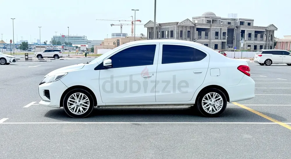 Mitsubishi attrage 2022MY less driven excellent condition - Image 8