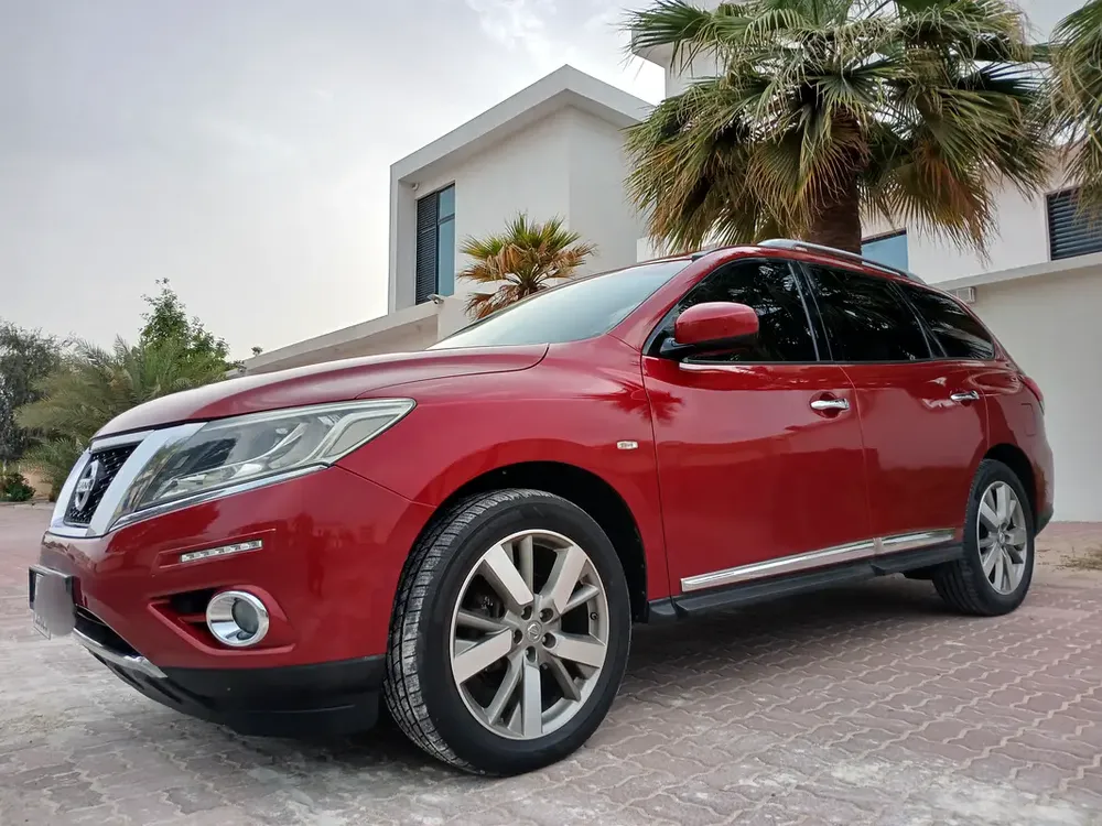 Nissan Pathfinder SV 2015 - GCC Specs - Well Maintained - Image 12