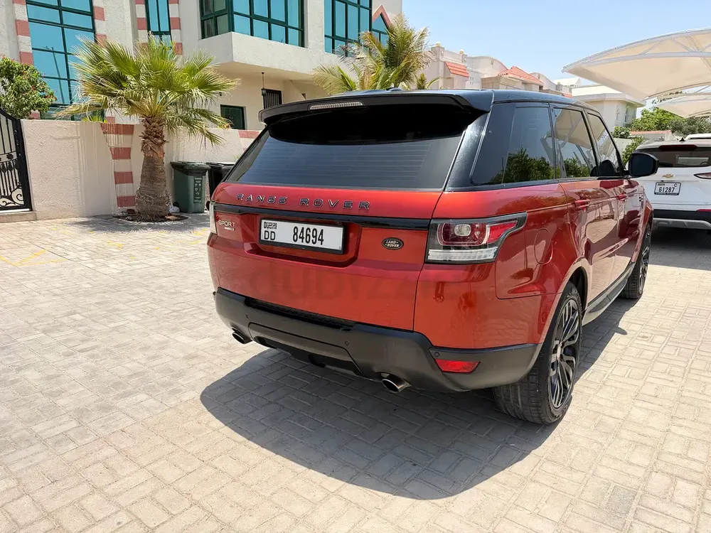 2014 Land Rover Range Rover Sport HSE Supercharged | GCC Specs - Image 12