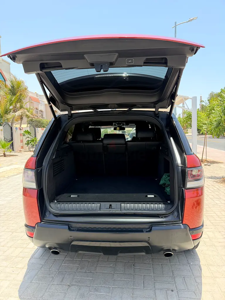2014 Land Rover Range Rover Sport HSE Supercharged | GCC Specs - Image 7
