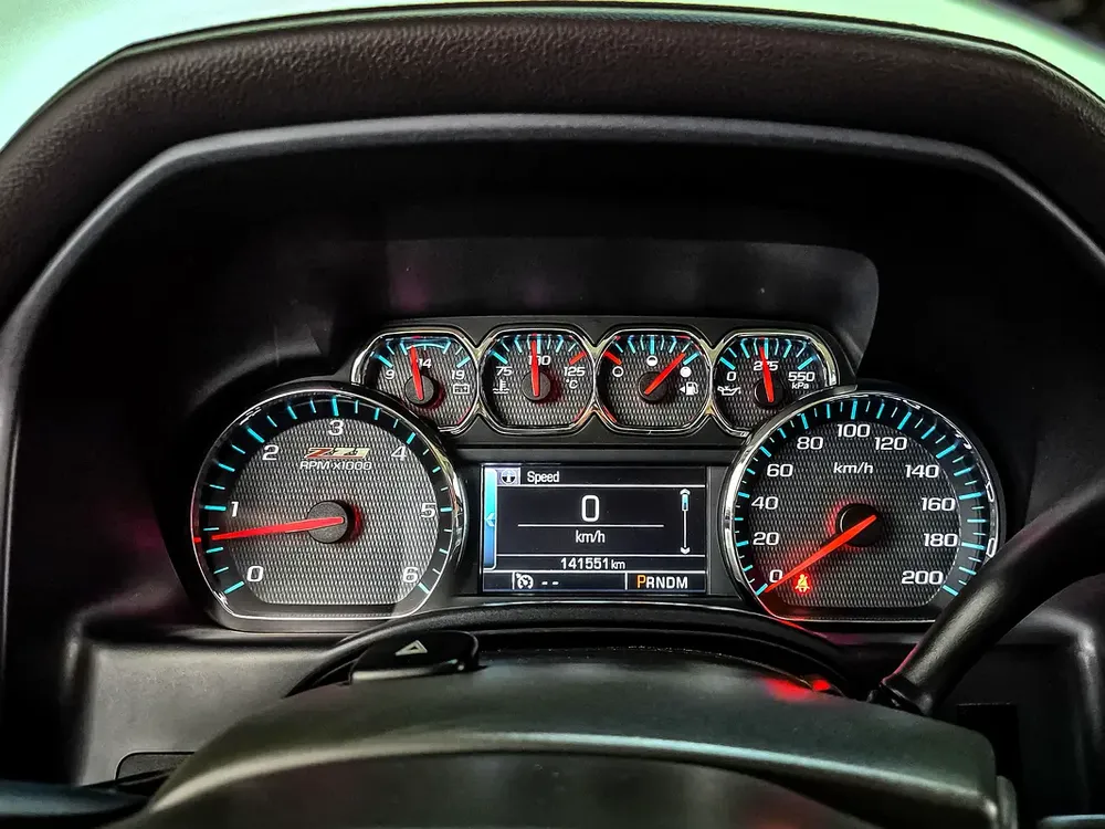 AED 3769/month | 2015 Chevrolet Silverado  | GCC Specs | Ref#473576 - Image 14