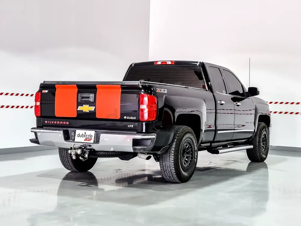 AED 3769/month | 2015 Chevrolet Silverado  | GCC Specs | Ref#473576 - Image 6