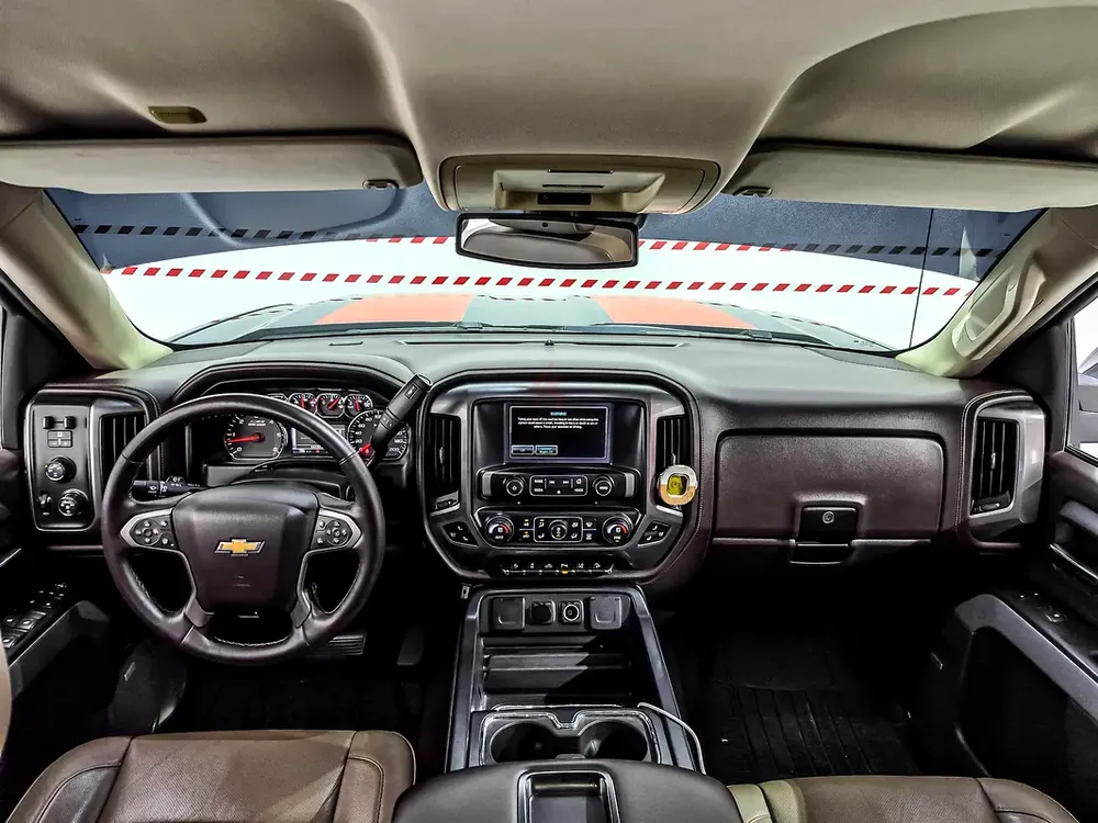 AED 3769/month | 2015 Chevrolet Silverado  | GCC Specs | Ref#473576 - Image 9