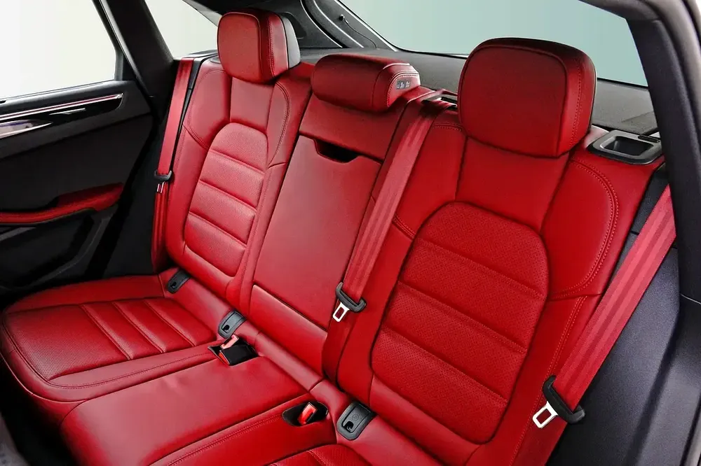 PORSCHE MACAN T 2025 - Image 6