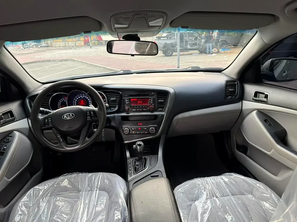 2013 Kia Optima EX GCC Specs - Well Maintained - Image 16