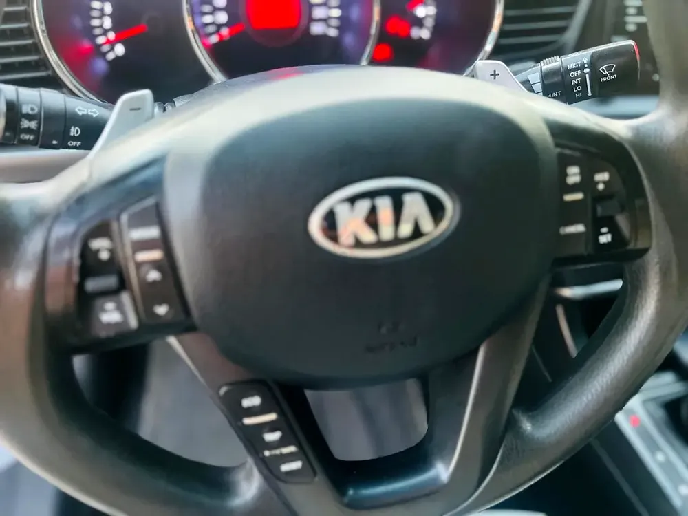 2013 Kia Optima EX GCC Specs - Well Maintained - Image 9