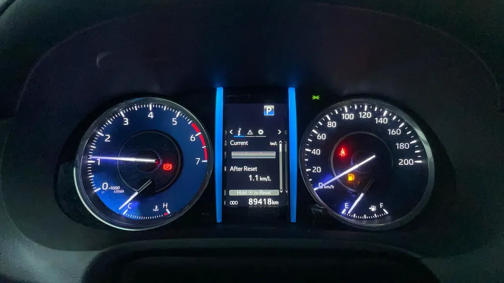 AED 1,368/m | 0 DP | Free 3 Months Warranty | Service History | 30 Day Return | TOYOTA FORTUNER 2023 - Image 9