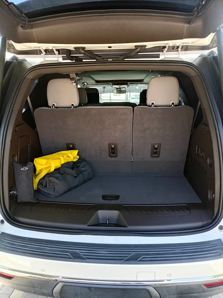 2023 Chevrolet Tahoe LT | GCC Specs | Low Mileage | Warranty - Image 8