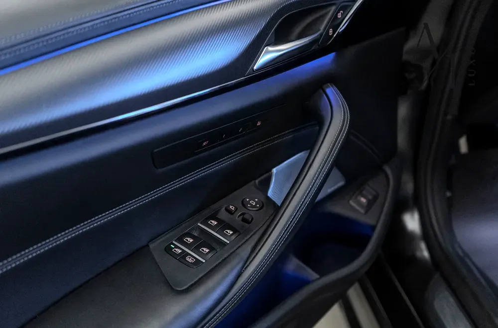 2018 BMW M5, Full Service History In Bmw, Fully Loaded, GCC Specs - Image 15