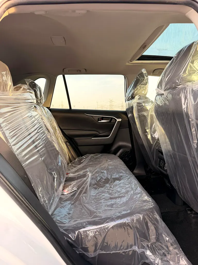 Toyota Rav 4 XLE Premium 2023,  -  UAE PASS - Well Maintained- - Image 12