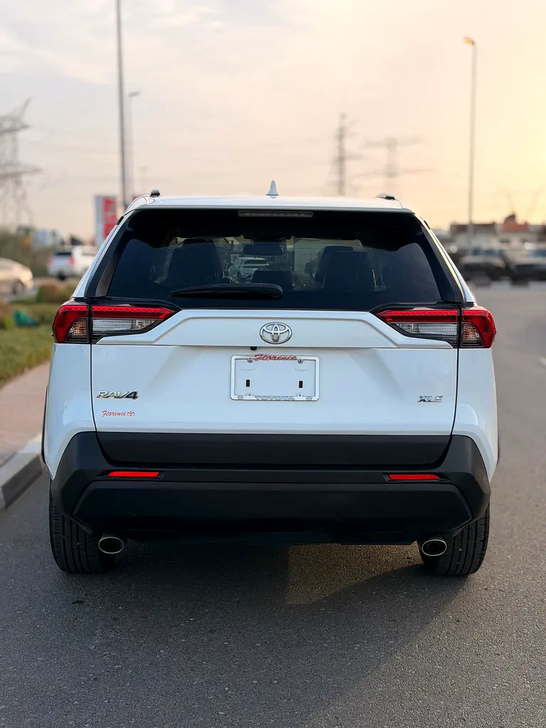 Toyota Rav 4 XLE Premium 2023,  -  UAE PASS - Well Maintained- - Image 15