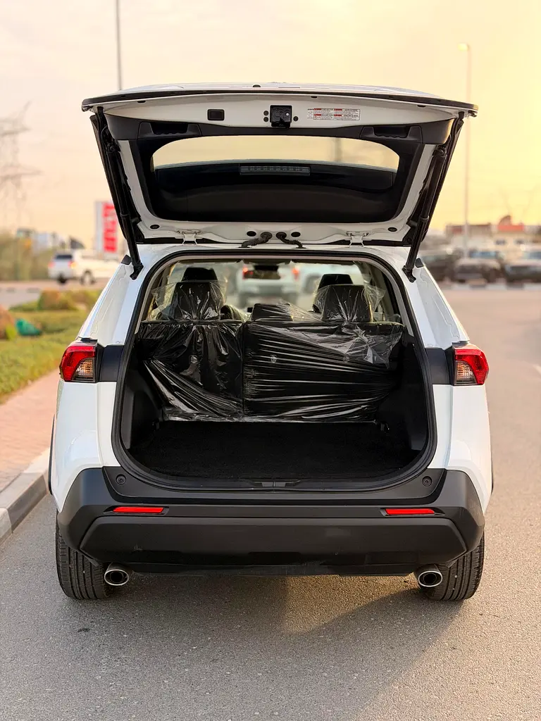 Toyota Rav 4 XLE Premium 2023,  -  UAE PASS - Well Maintained- - Image 17