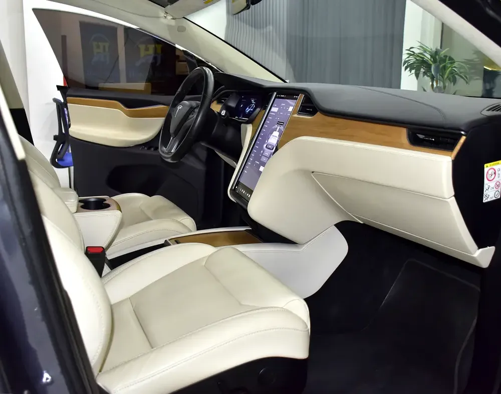 AED 2,360 EMi at 0% DP | Tesla Model X 100D - Long Range ( 2019 Model ) in Grey Color GCC Specs - Image 12
