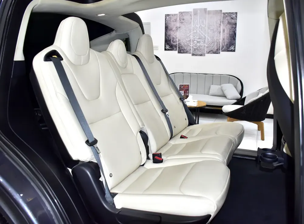 AED 2,360 EMi at 0% DP | Tesla Model X 100D - Long Range ( 2019 Model ) in Grey Color GCC Specs - Image 19