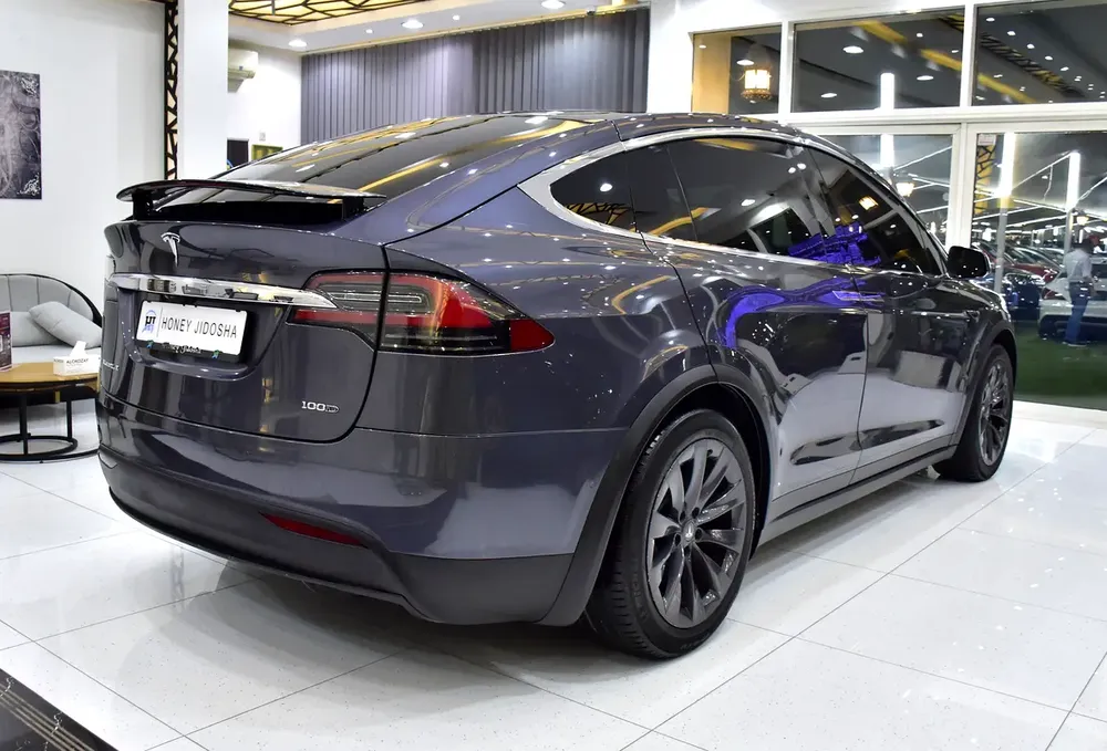 AED 2,360 EMi at 0% DP | Tesla Model X 100D - Long Range ( 2019 Model ) in Grey Color GCC Specs - Image 7