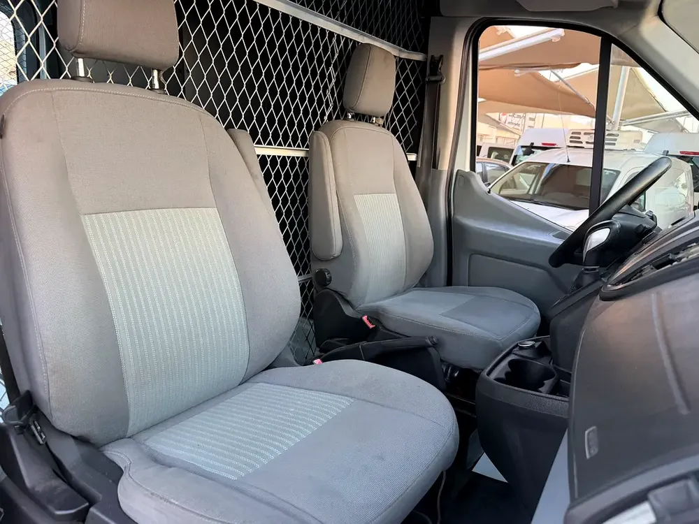 Ford Transit 2017  Van 250XL GCC Specs - Image 12