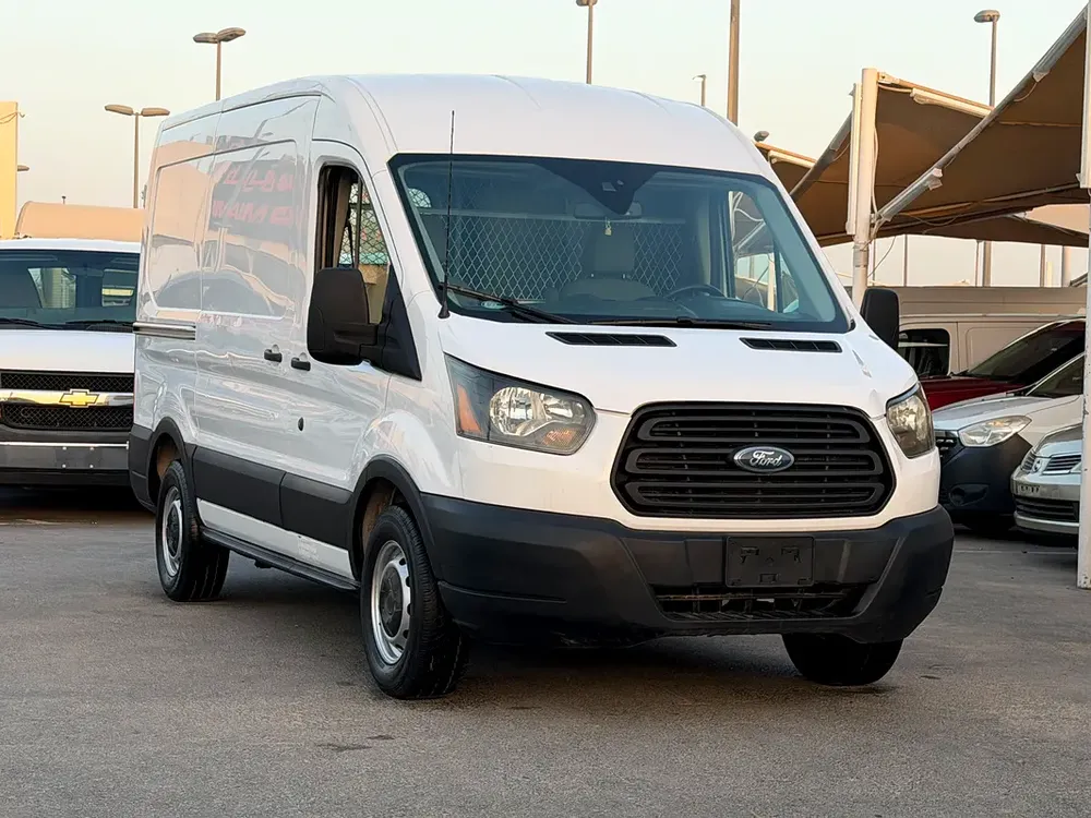 Ford Transit 2017  Van 250XL GCC Specs - Image 4